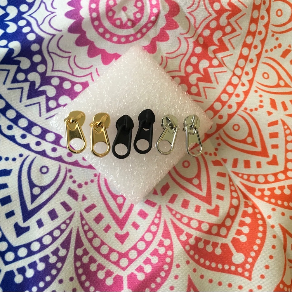 Trendy zipper earrings